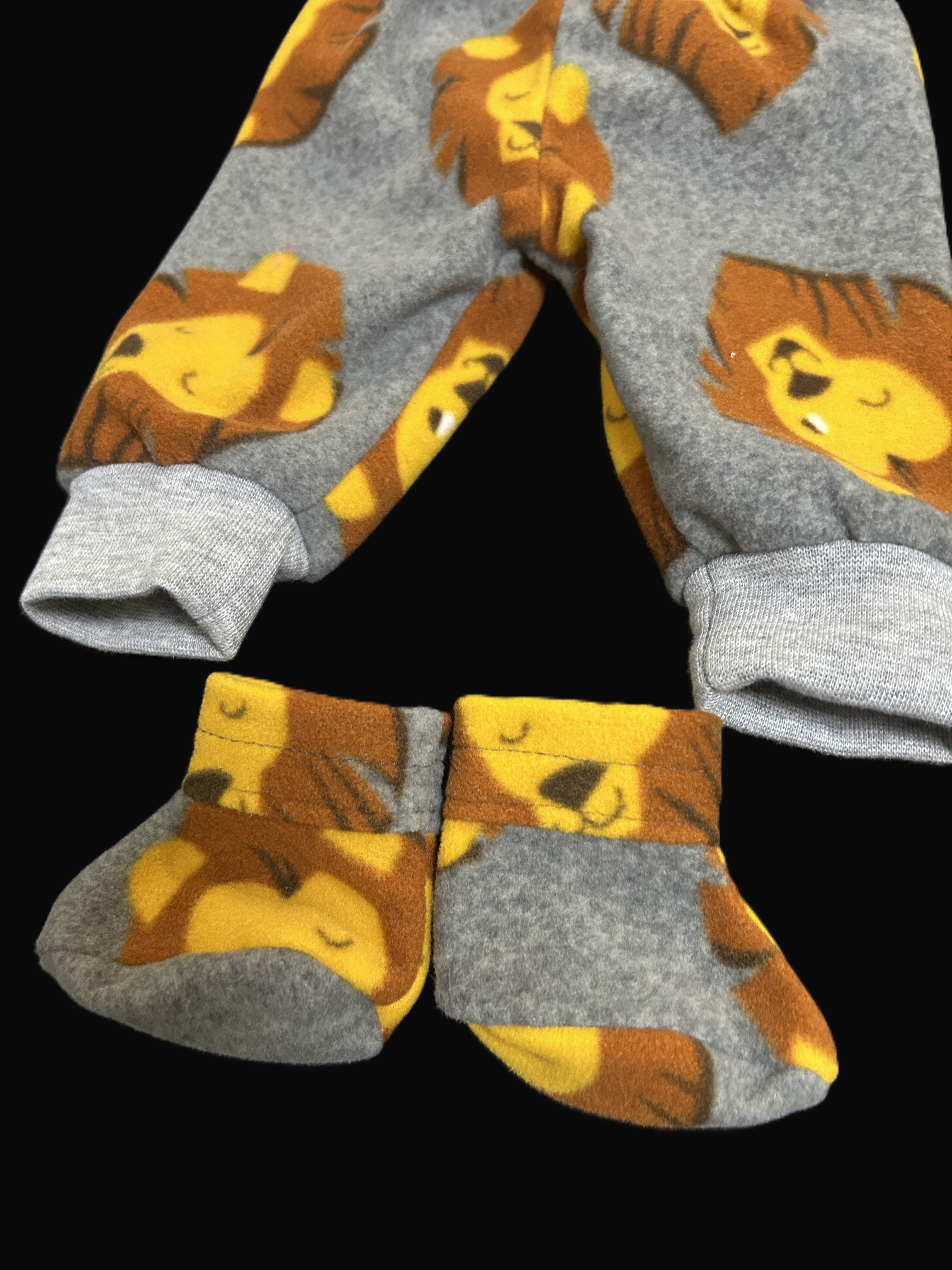 Hall lõvidega pusa + püksid + papud - Image 3